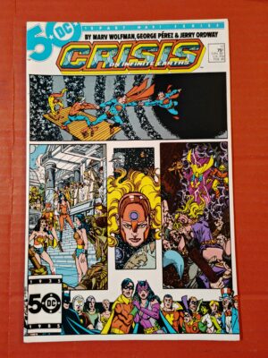 Crisis on Infinite Earths 11 (VF)